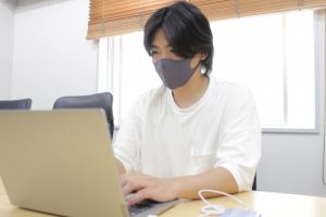 店舗運営受託