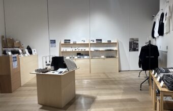 RYUICHI SAKAMOTO + SHIRO TAKATANI AMBIENT KYOTO - TOKYOの物販スペース（麻布台ヒルズギャラリー）