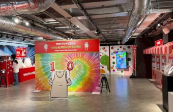 ヤバイTシャツ屋さん おもしろPOP-UP STOREの会場内展示（UNIVERSAL MUSIC STORE HARAJUKU）